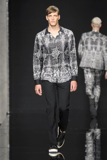 Fotoservizio/SS 2014/MEN/JOHN RICHMOND/DP1/2