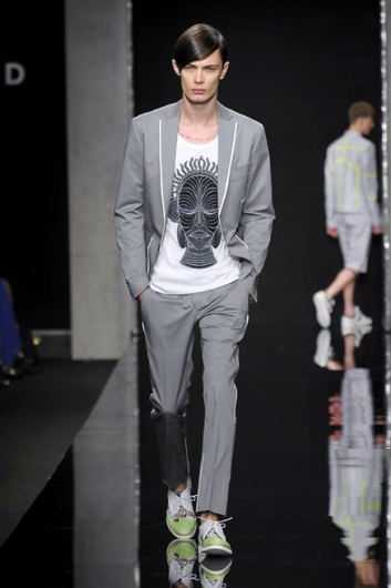 Fotoservizio/SS 2014/MEN/JOHN RICHMOND/DP1/15