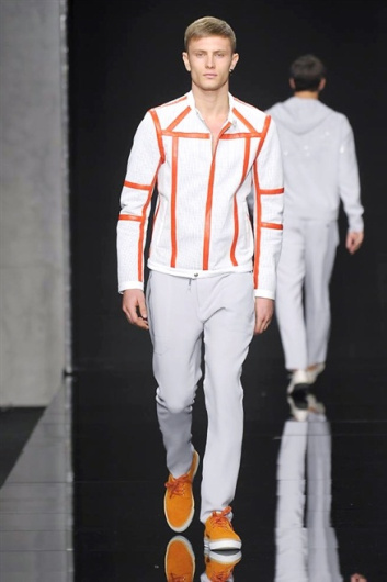 Fotoservizio/SS 2014/MEN/JOHN RICHMOND/DP1/19