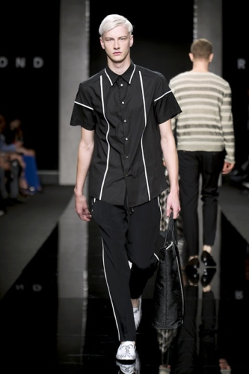 Fotoservizio/SS 2014/MEN/JOHN RICHMOND/DP1/41