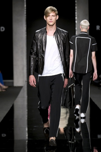 Fotoservizio/SS 2014/MEN/JOHN RICHMOND/DP1/42