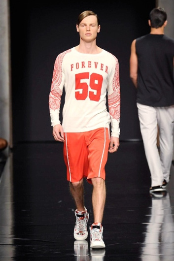 Fotoservizio/SS 2015/MEN/JOHN RICHMOND/DP1/14