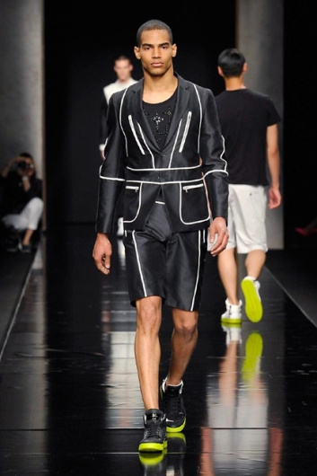 Fotoservizio/SS 2015/MEN/JOHN RICHMOND/DP1/19