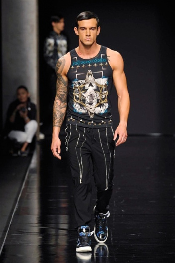 Fotoservizio/SS 2015/MEN/JOHN RICHMOND/DP1/29