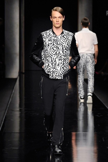 Fotoservizio/SS 2015/MEN/JOHN RICHMOND/DP1/36