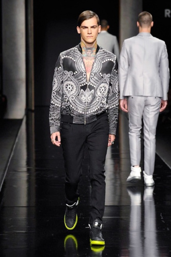 Fotoservizio/SS 2015/MEN/JOHN RICHMOND/DP1/41