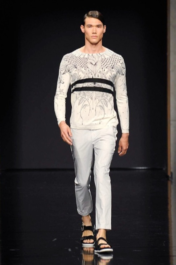 Fotoservizio/SS 2015/MEN/JOHN RICHMOND/DP1/11