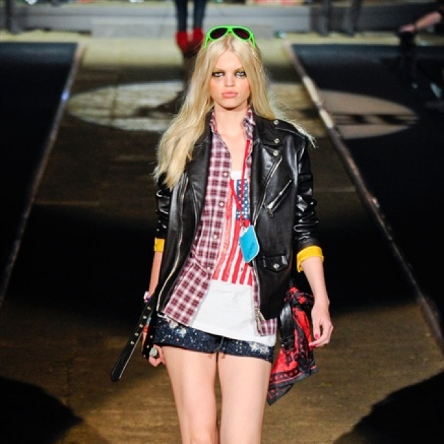 DSQUARED2