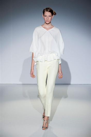 Fotoservizio/SS 2012/WOMEN/ROBERTO MUSSO/14