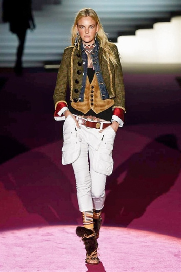 Fotoservizio/FW 2015-2016/WOMEN/DSQUARED2/DP1/0