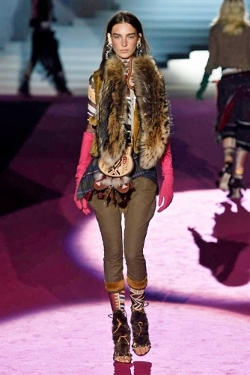 Fotoservizio/FW 2015-2016/WOMEN/DSQUARED2/DP1/6