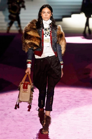 Fotoservizio/FW 2015-2016/WOMEN/DSQUARED2/DP1/13