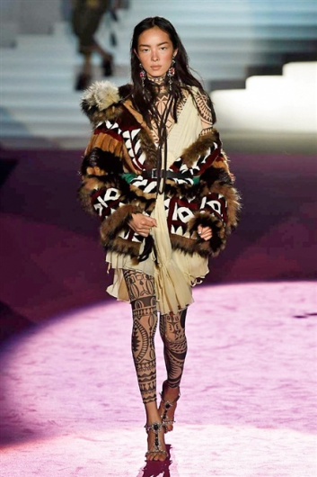 Fotoservizio/FW 2015-2016/WOMEN/DSQUARED2/DP1/17