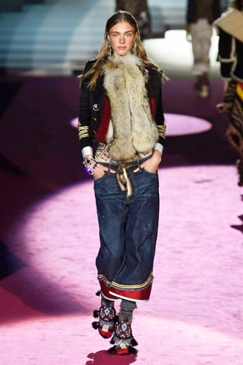 Fotoservizio/FW 2015-2016/WOMEN/DSQUARED2/DP1/23