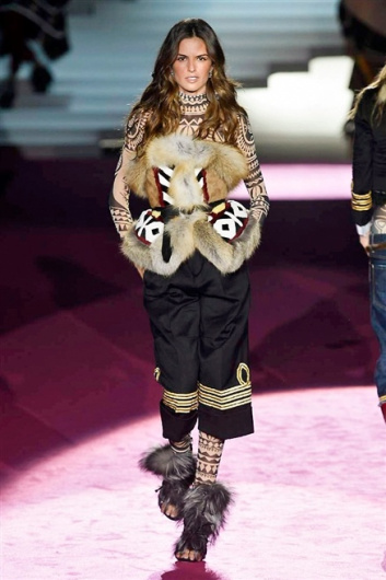 Fotoservizio/FW 2015-2016/WOMEN/DSQUARED2/DP1/24