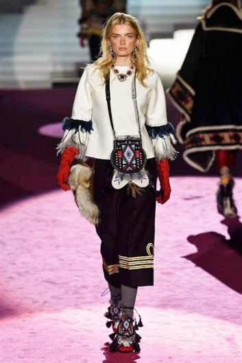 Fotoservizio/FW 2015-2016/WOMEN/DSQUARED2/DP1/26