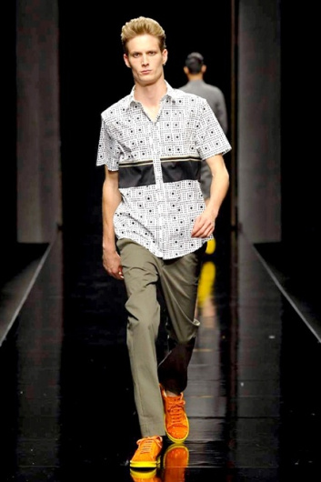 Fotoservizio/SS 2016/MEN/JOHN RICHMOND/DP1/32