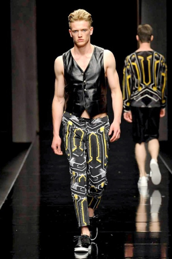 Fotoservizio/SS 2016/MEN/JOHN RICHMOND/DP1/43