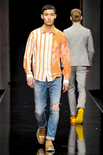 Fotoservizio/SS 2016/MEN/JOHN RICHMOND/DP1/19