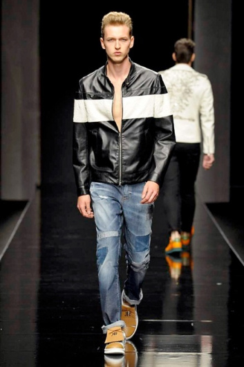 Fotoservizio/SS 2016/MEN/JOHN RICHMOND/DP1/25