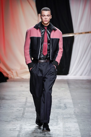 Fotoservizio/FW 19-20/MEN/SFILATA/MAGLIANO/DP2/2