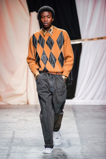 Fotoservizio/FW 19-20/MEN/SFILATA/MAGLIANO/DP2/16