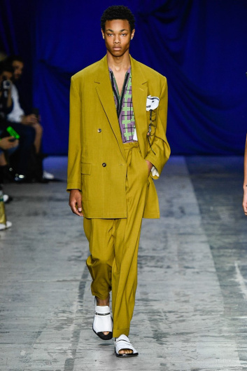 Fotoservizio/SS 2020/MEN/SFILATA/MAGLIANO/DP2/1