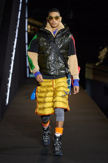 Fotoservizio/FW 22-23/MEN/SFILATA/DSQUARED2/DP2/6