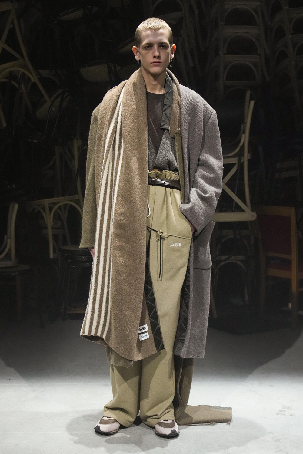 Fotoservizio/FW 23-24/MEN/SFILATA/MAGLIANO/DP2/27