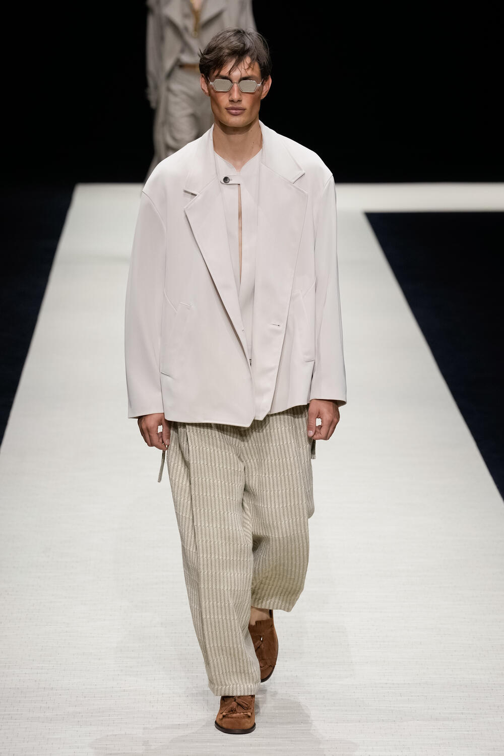 EMPORIO ARMANI MEN SS 2025 - Foto #4