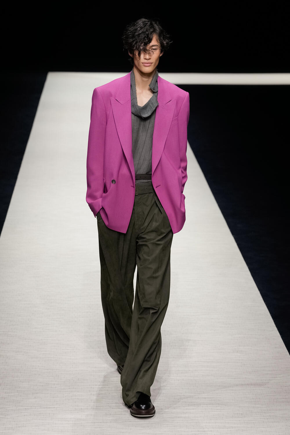 EMPORIO ARMANI MEN SS 2025 - Foto #3