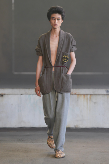 Fotoservizio/SS 2025/MEN/SFILATA/MAGLIANO/DP2/14