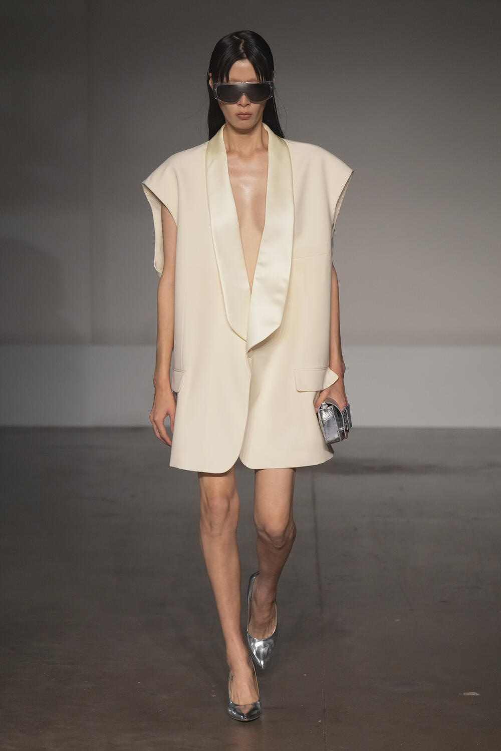 MM6 MAISON MARGIELA WOMEN SS 2025 - Foto #1