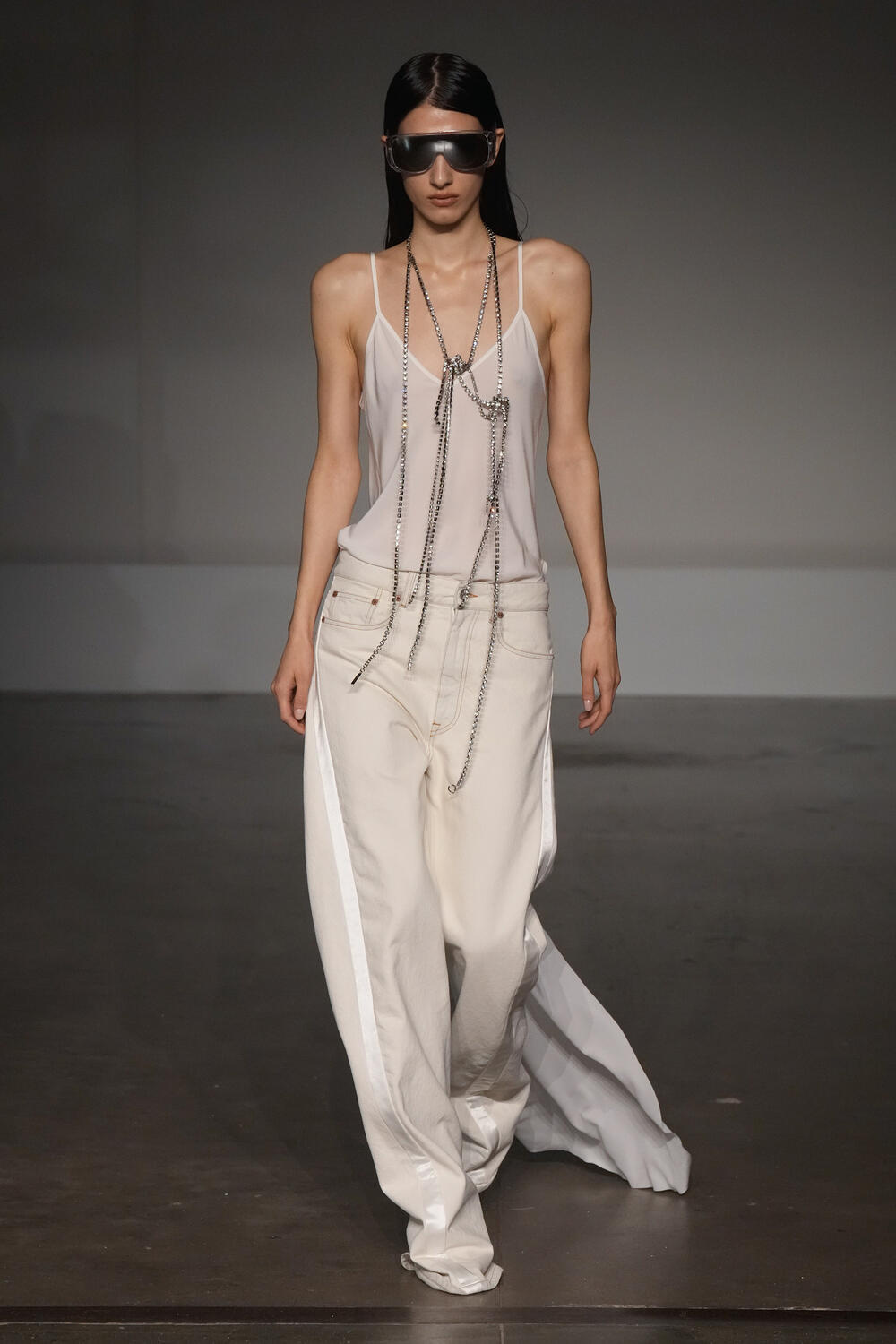 MM6 MAISON MARGIELA WOMEN SS 2025 - Foto #2