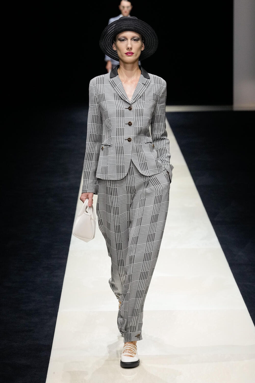 EMPORIO ARMANI WOMEN SS 2025 - Foto #4