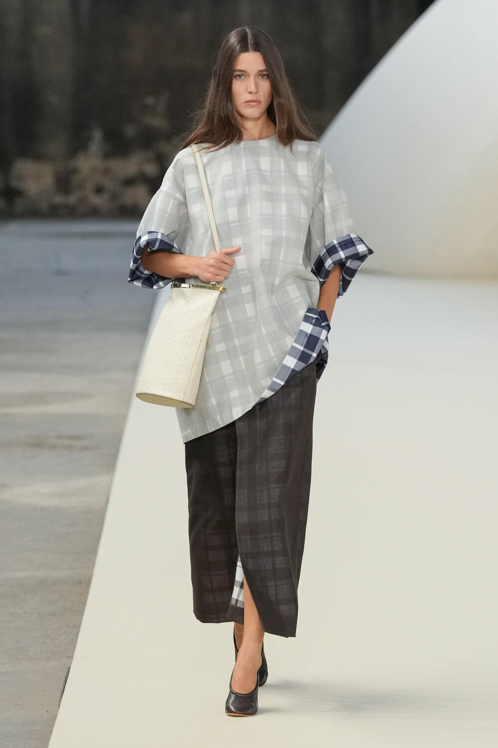 TOD'S WOMEN SS 2025 - Foto #2