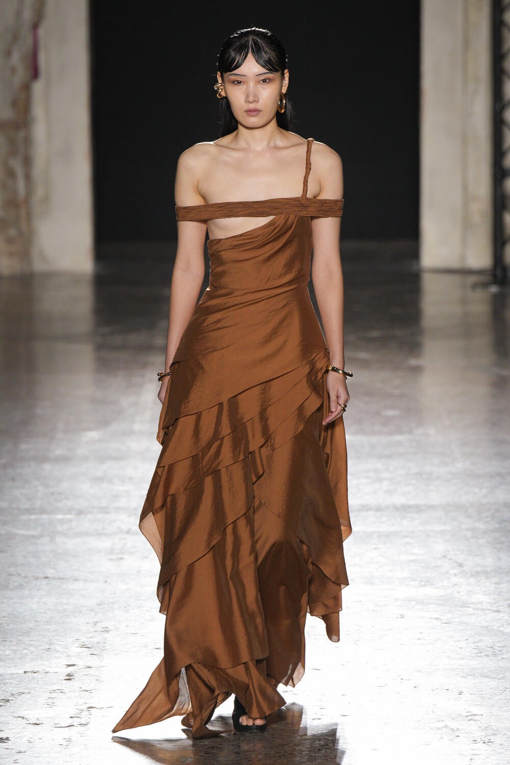 PHAN DANG HOANG WOMEN SS 2025 - Foto #10