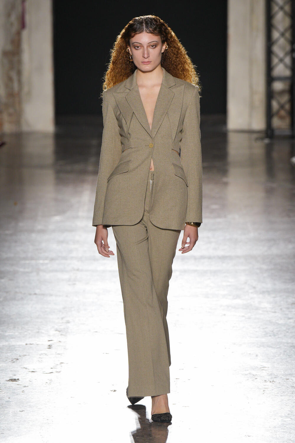 PHAN DANG HOANG WOMEN SS 2025 - Foto #23