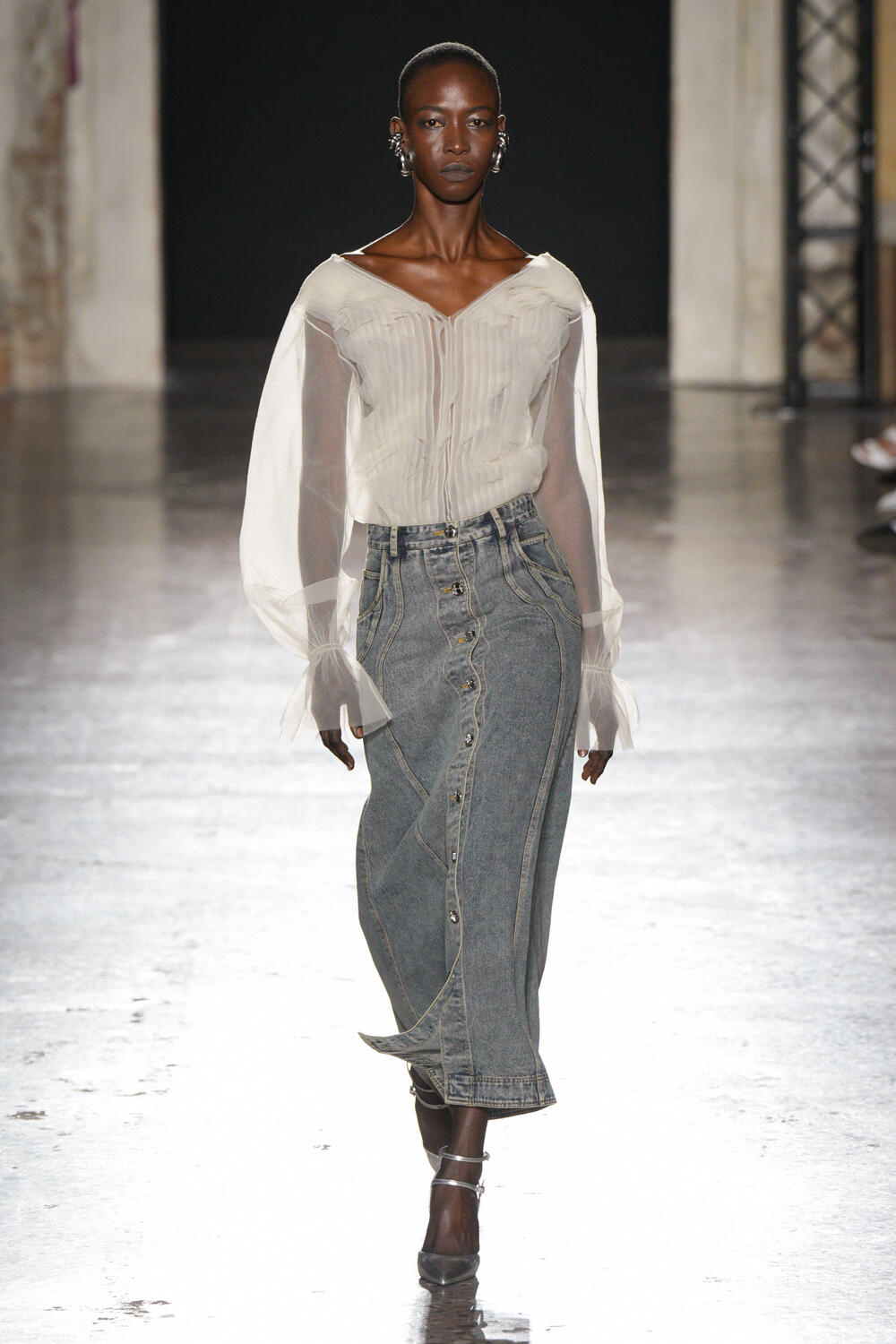 PHAN DANG HOANG WOMEN SS 2025 - Foto #16