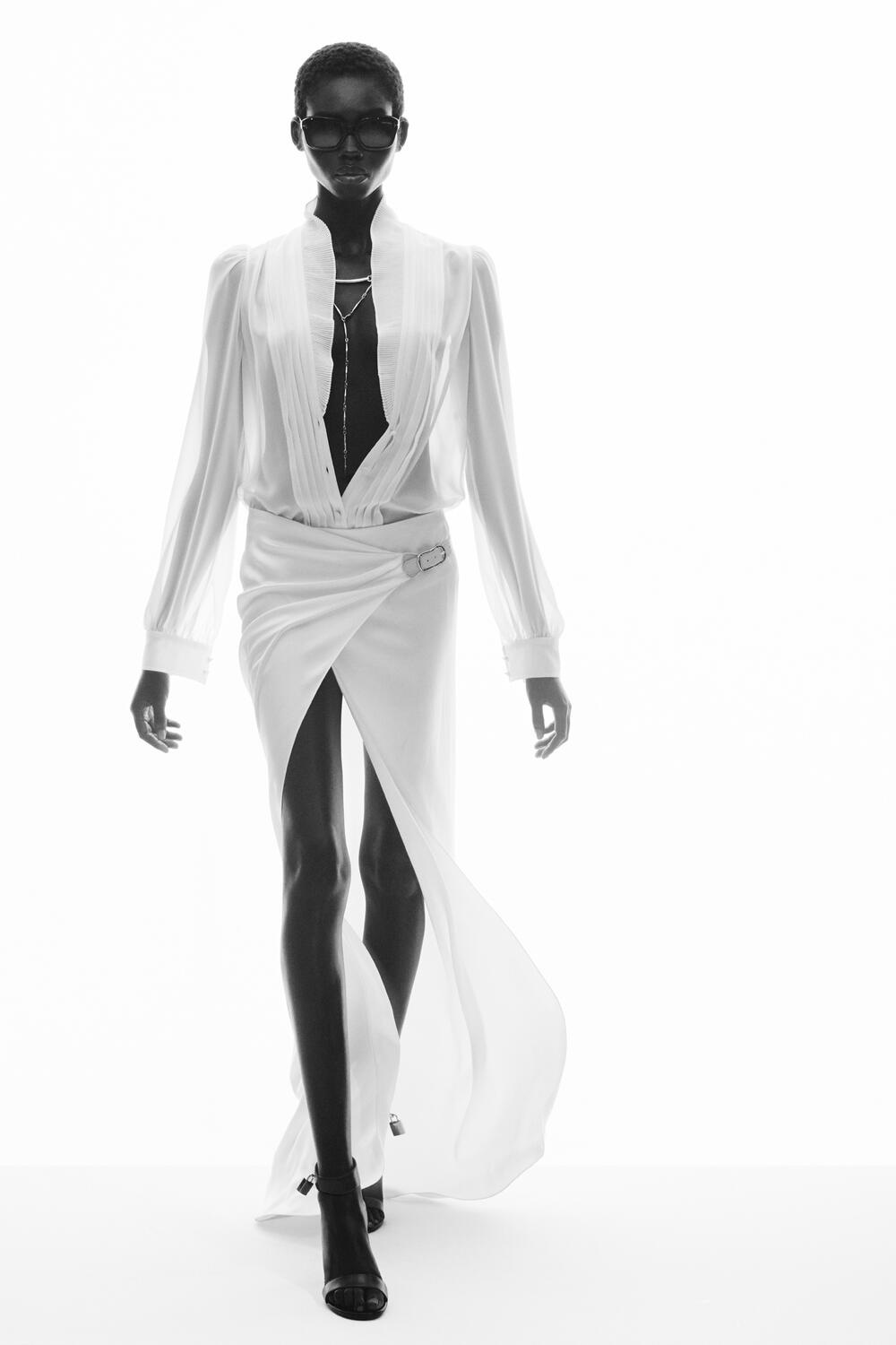 TOM FORD WOMEN SS 2025 - Foto #22