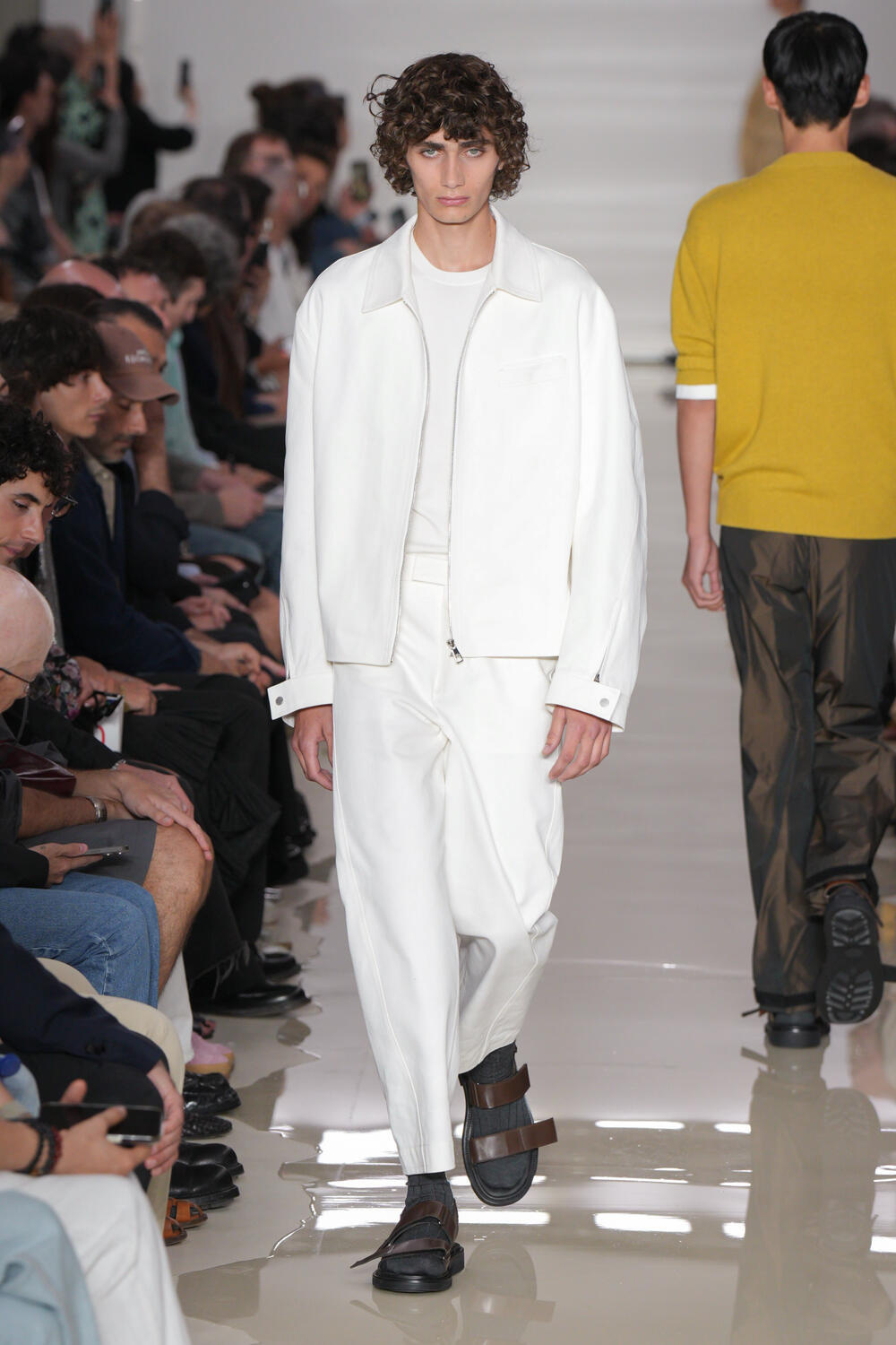 NEIL BARRETT MEN SS 2025 - Foto #17