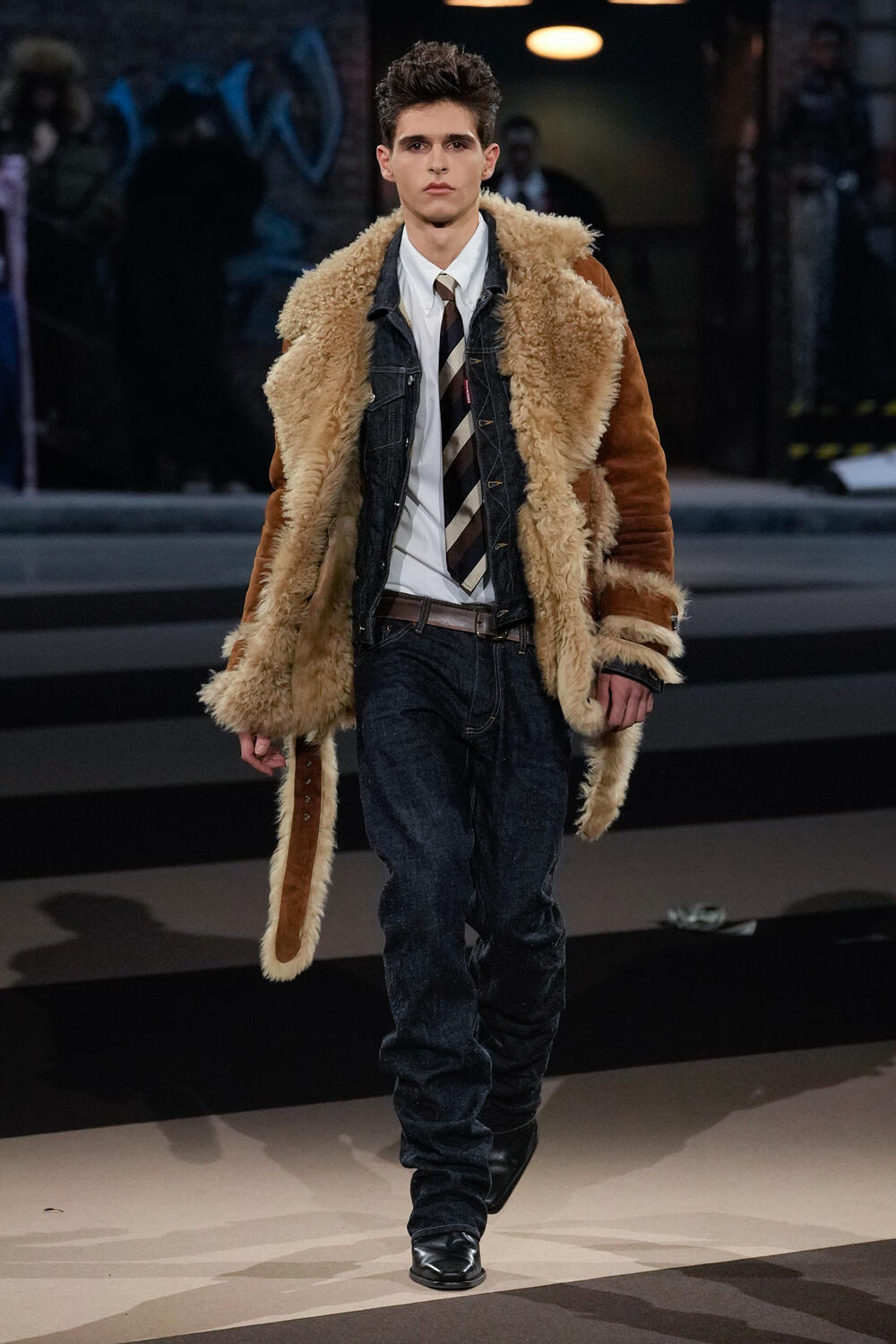 DSQUARED2 WOMEN FW 25-26 - Foto #3