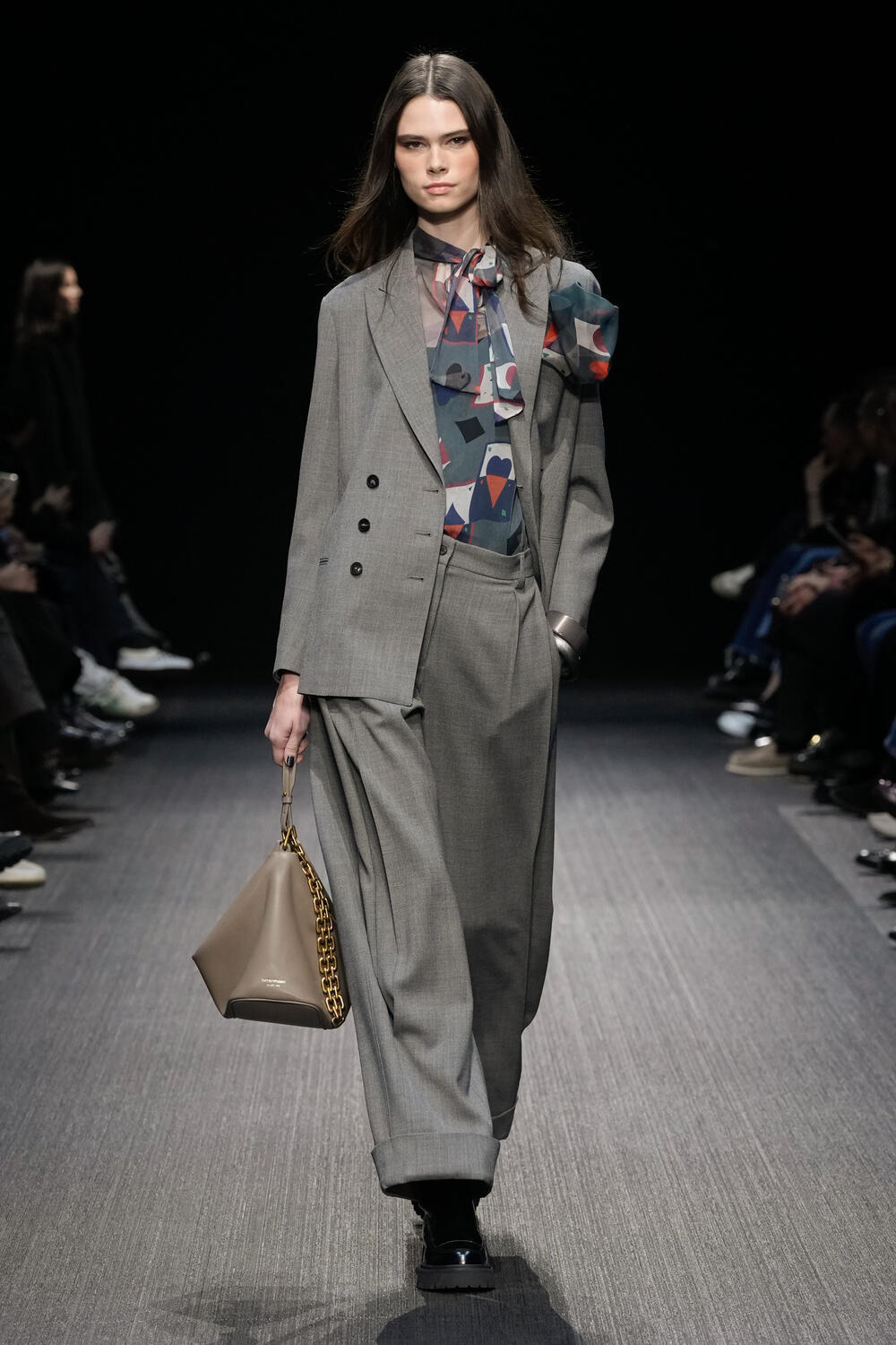 EMPORIO ARMANI WOMEN FW 25-26 - Foto #4