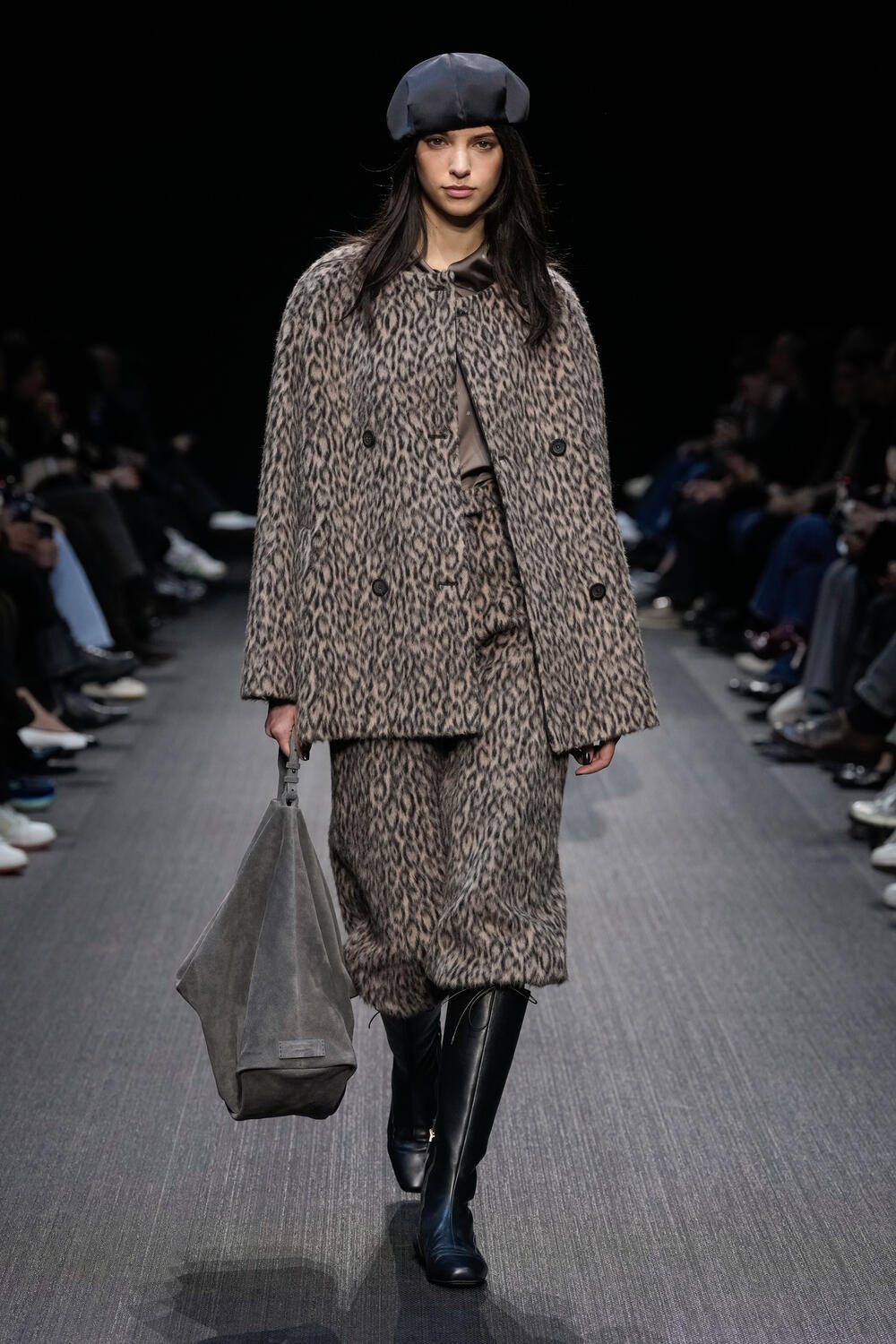 EMPORIO ARMANI WOMEN FW 25-26 - Foto #10