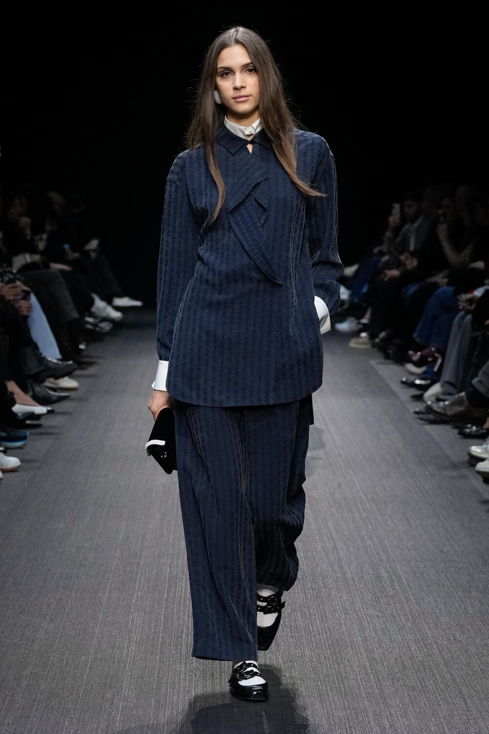 EMPORIO ARMANI WOMEN FW 25-26 - Foto #17