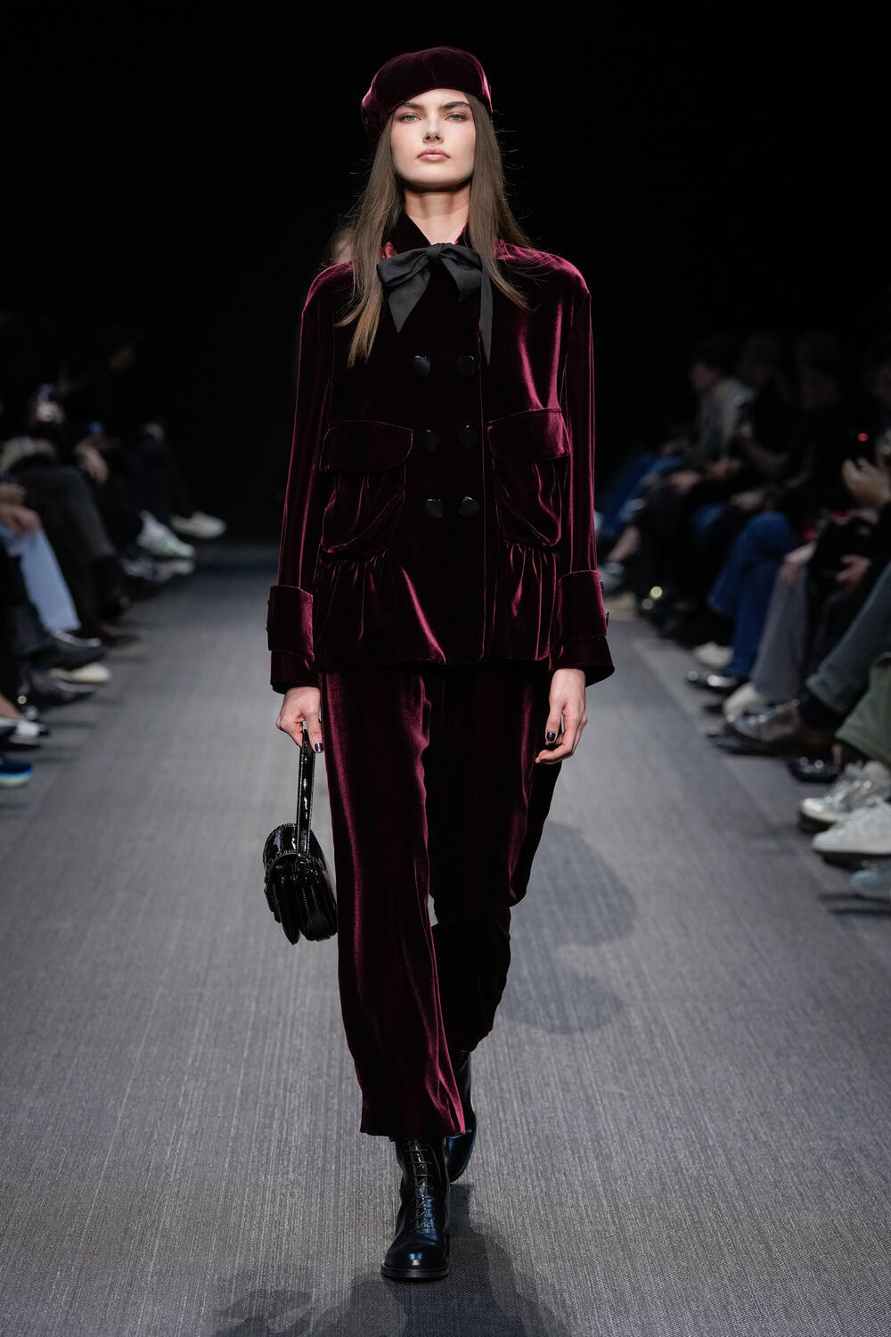 EMPORIO ARMANI WOMEN FW 25-26 - Foto #34