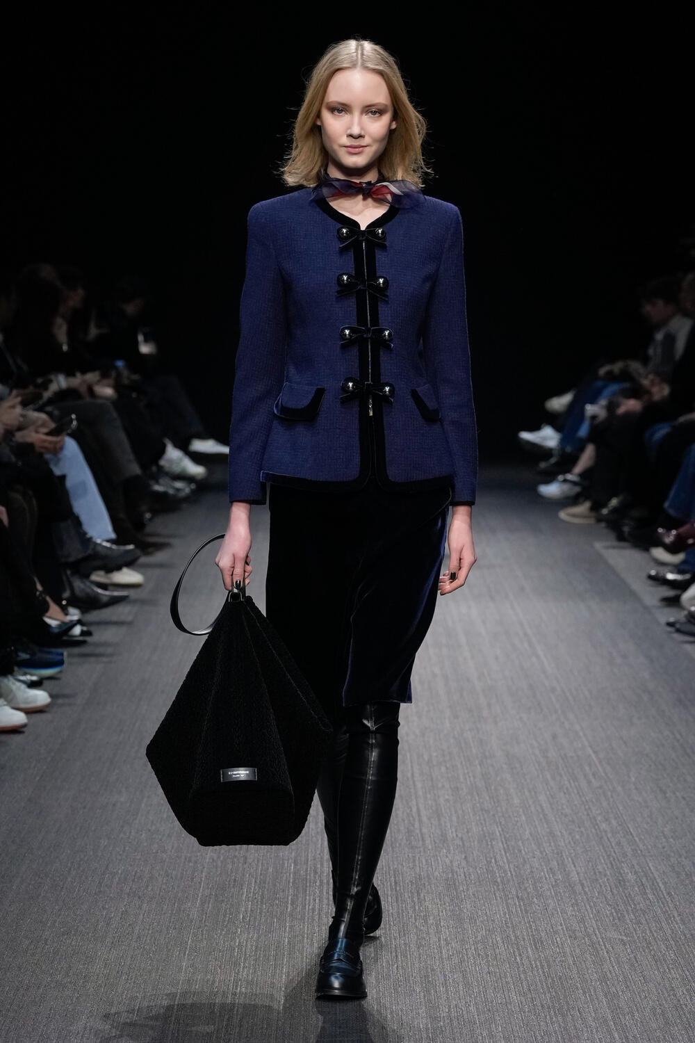 EMPORIO ARMANI WOMEN FW 25-26 - Foto #25