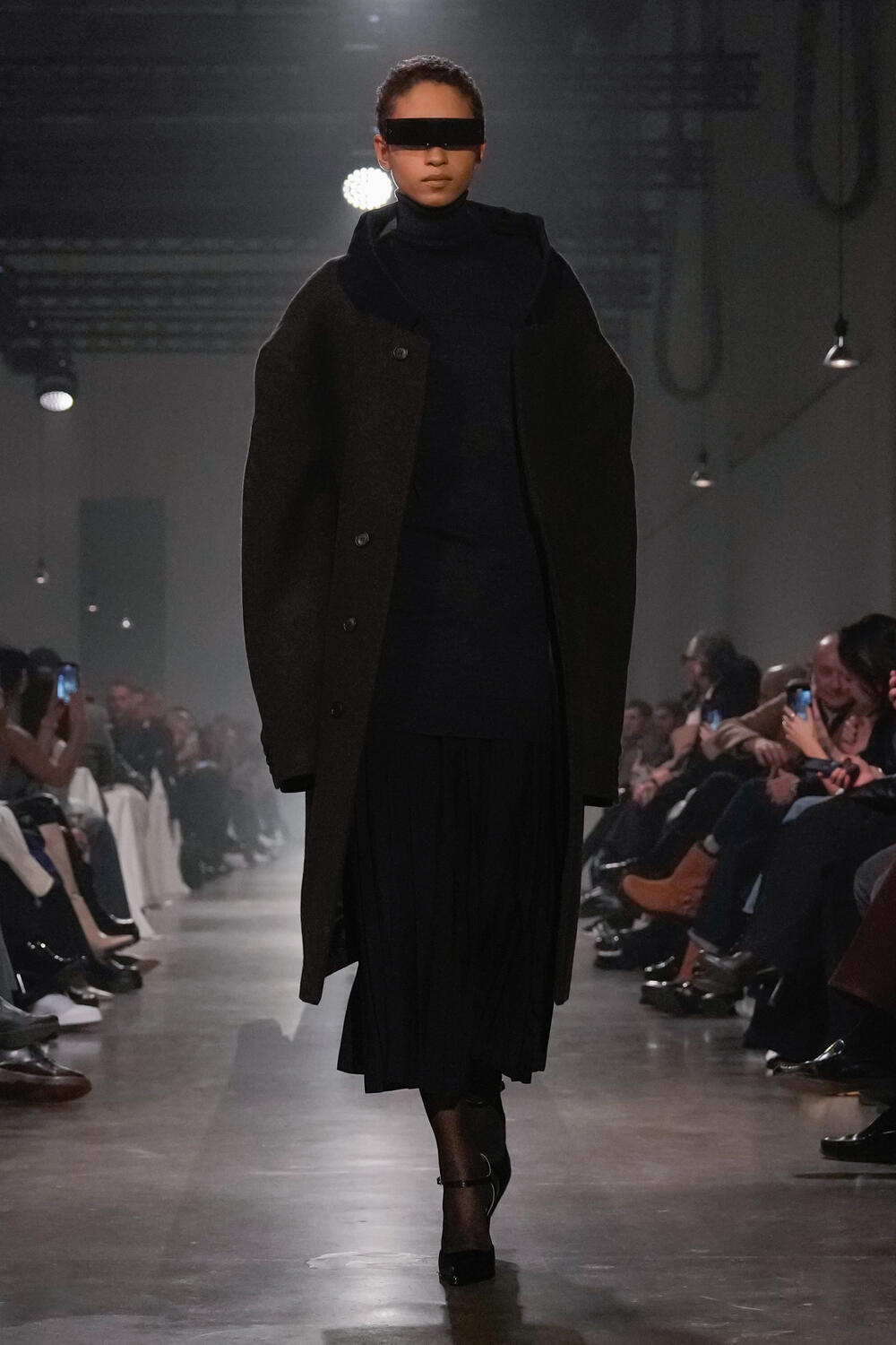 MM6 MAISON MARGIELA WOMEN FW 25-26 - Foto #0