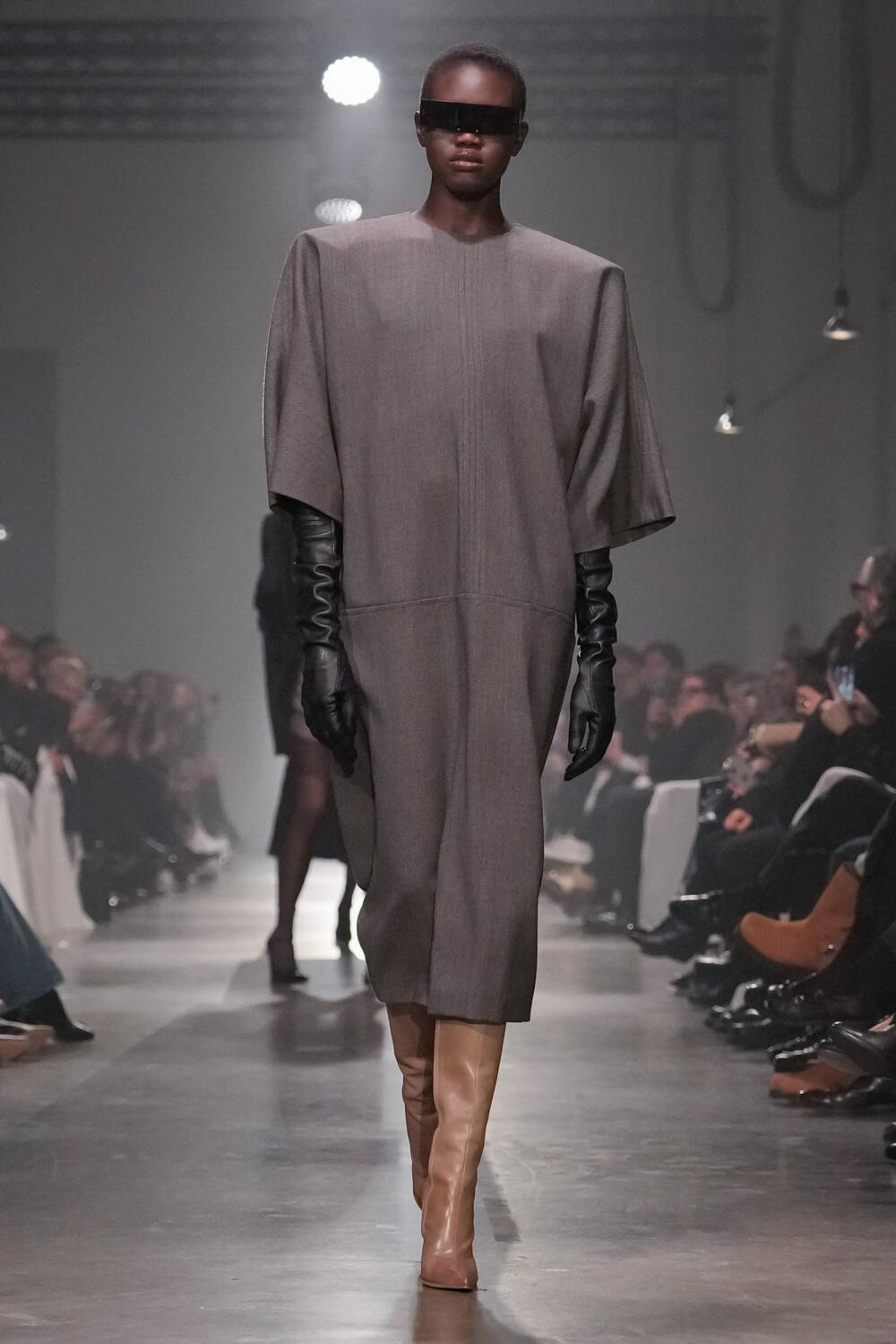 MM6 MAISON MARGIELA WOMEN FW 25-26 - Foto #5