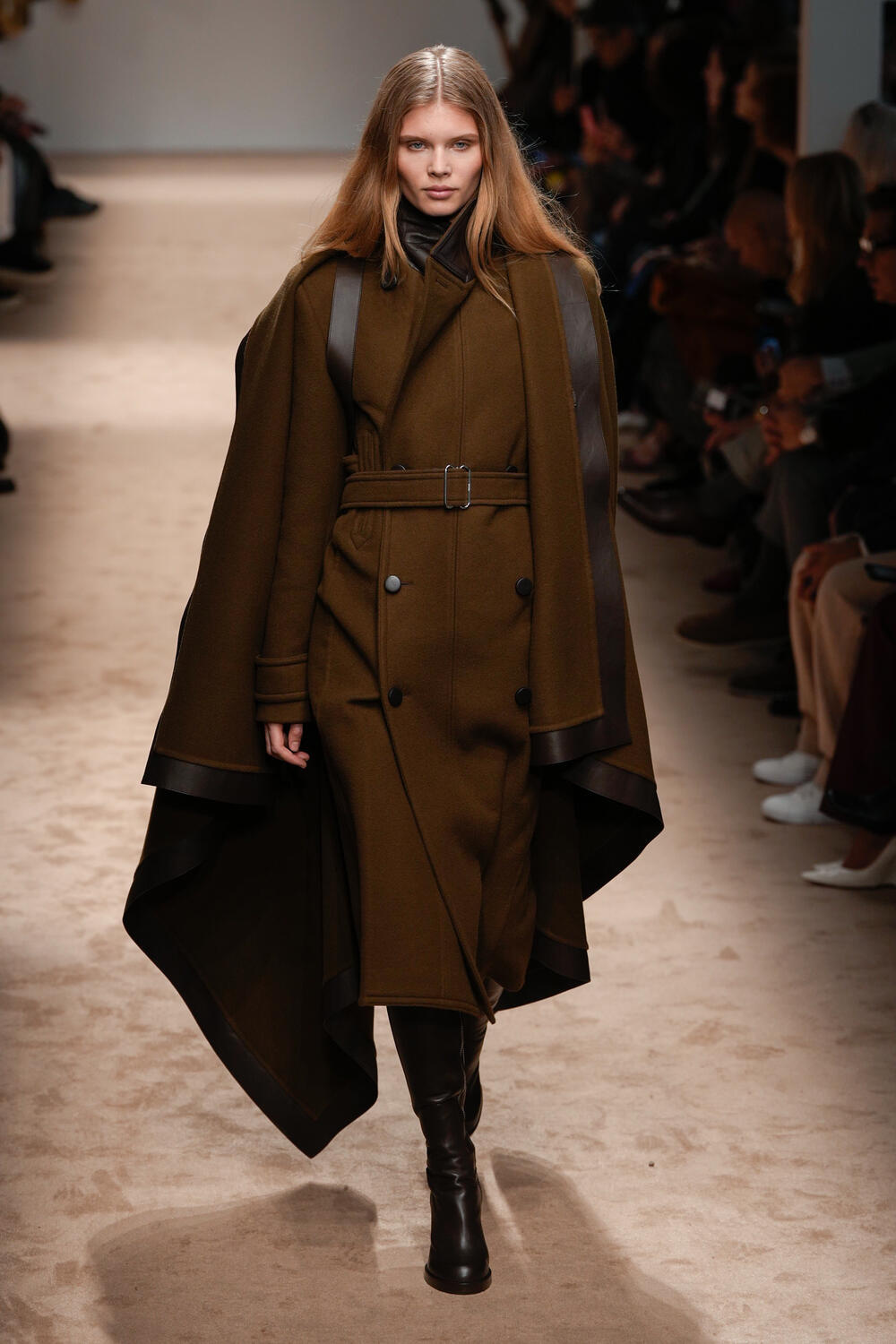 TOD'S WOMEN FW 25-26 - Foto #20